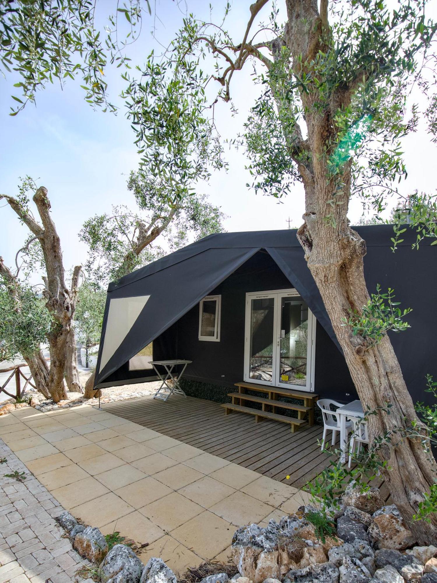 Village Valle D'Oro Aparthotel 圣梅纳伊欧 外观 照片