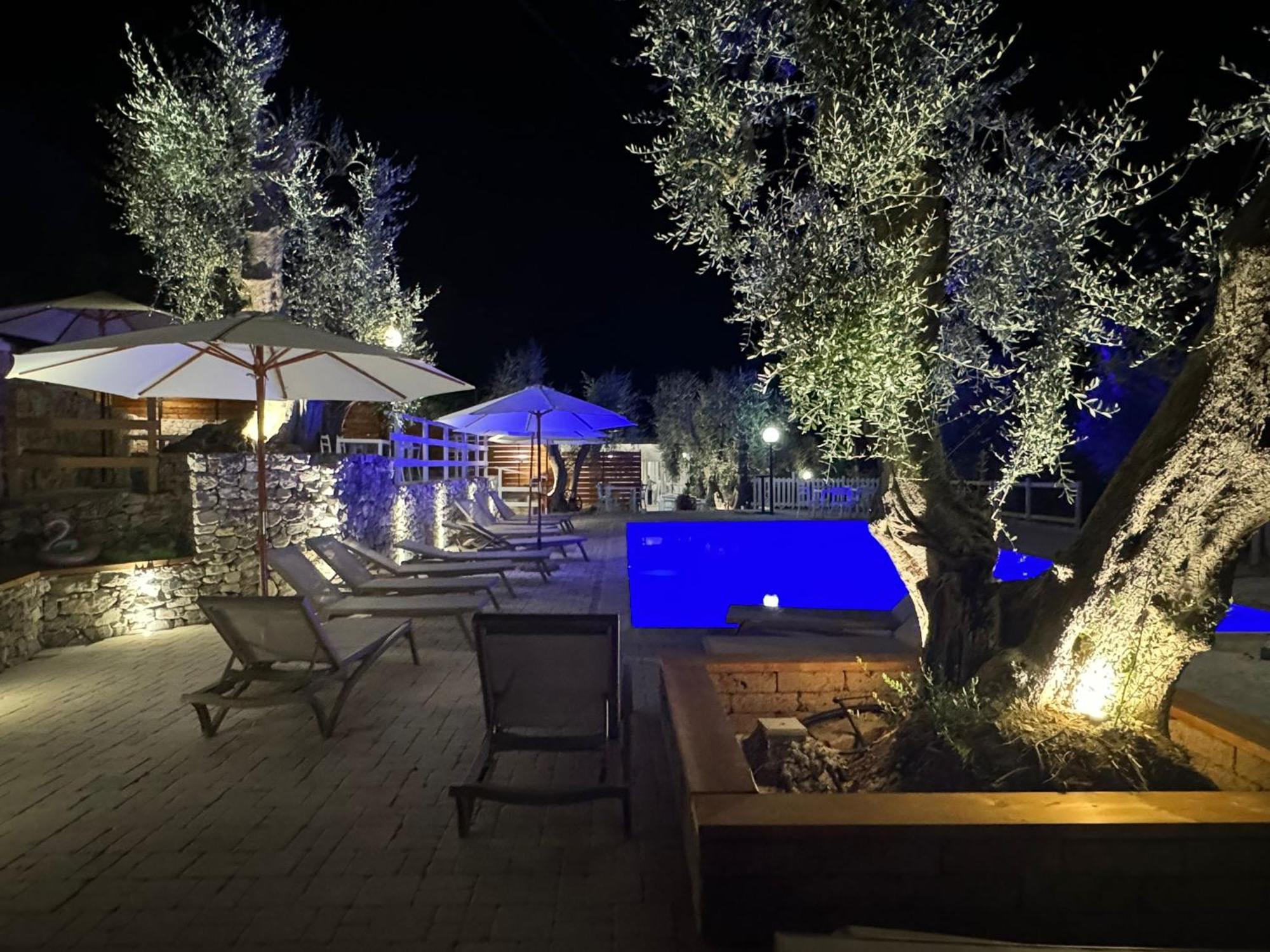 Village Valle D'Oro Aparthotel 圣梅纳伊欧 外观 照片